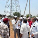 రైతుల రోడ్డు సమస్యపై స్పందన: ఎంఆర్‌ఓతో కలిసి స్థలాన్ని పరిశీలించిన మున్సిపల్ చైర్మన్ మొలుగు ప్రశాంత్ కుమార్
