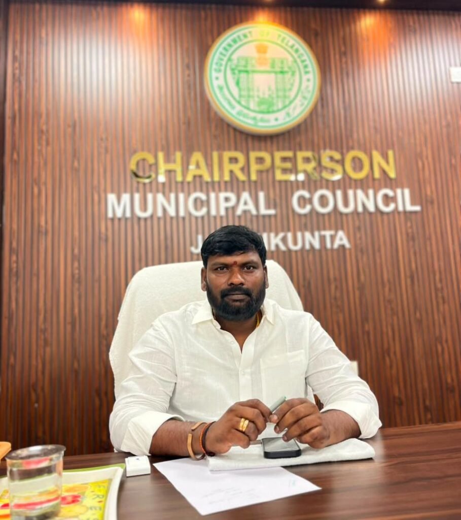జమ్మికుంటలో నీటి కొరత: ప్రజలందరూ సహకరించాలి, ఖాళీ ప్లాట్లలో నల్లా కనెక్షన్లకు డమ్మీలు వేయాలన్న మున్సిపల్ చైర్మన్ మొలుగు ప్రశాంత్ కుమార్ (దిలీప్)