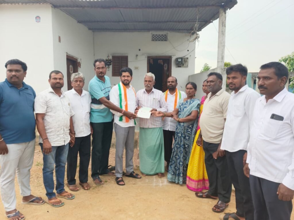 ప్రగతి ఫలాలు ప్రతి గడపకూ అందిస్తాం: హుజురాబాద్ కాంగ్రెస్ ఇంచార్జి వొడితల ప్రణవ్