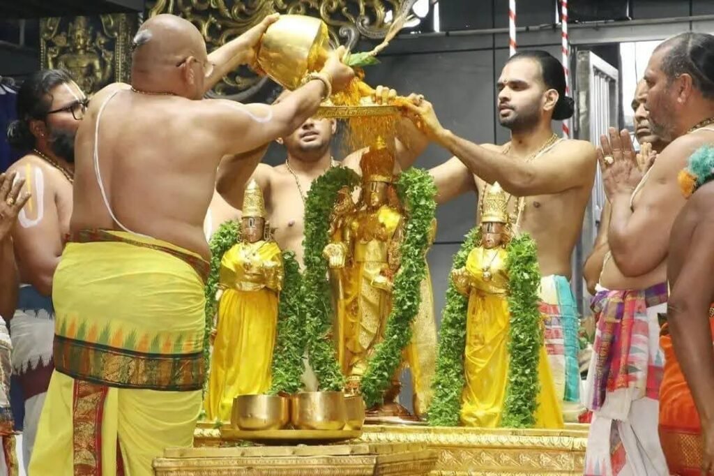 శ్రీవారి ఆలయంలో వైభవంగా ప్రారంభమైన పవిత్రోత్సవాలు: తొలిరోజు పవిత్ర ప్రతిష్ట