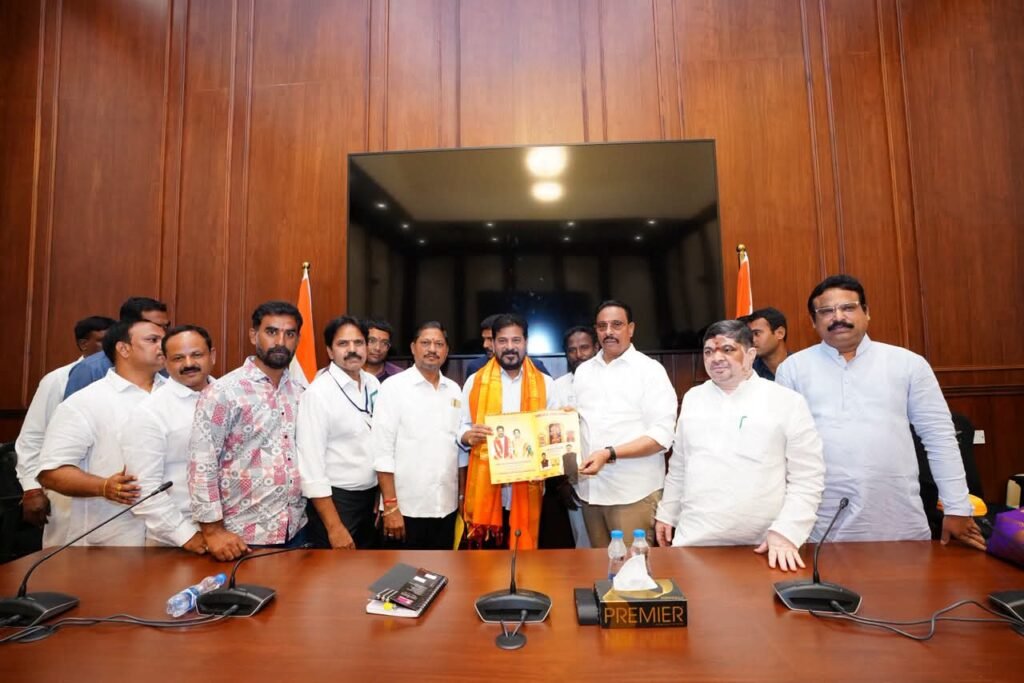 గణేశ్ ఉత్సవాలు ముగిసే వరకు మున్సిపల్, పోలీస్ శాఖలు సమన్వయంతో పనిచేయాలి: ముఖ్యమంత్రి రేవంత్ రెడ్డి
