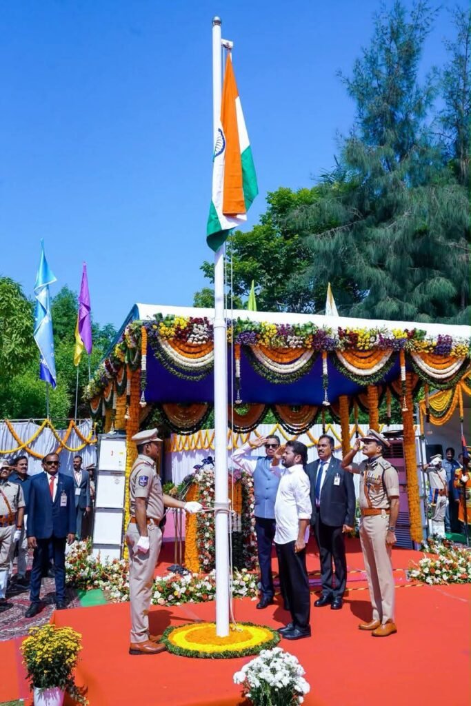 ప్రపంచంతో పోటీపడేలా ఆధునిక తెలంగాణ నిర్మాణం: తెలంగాణ ప్రజాపాలన దినోత్సవంలో ముఖ్యమంత్రి ఎ. రేవంత్ రెడ్డి పిలుపు