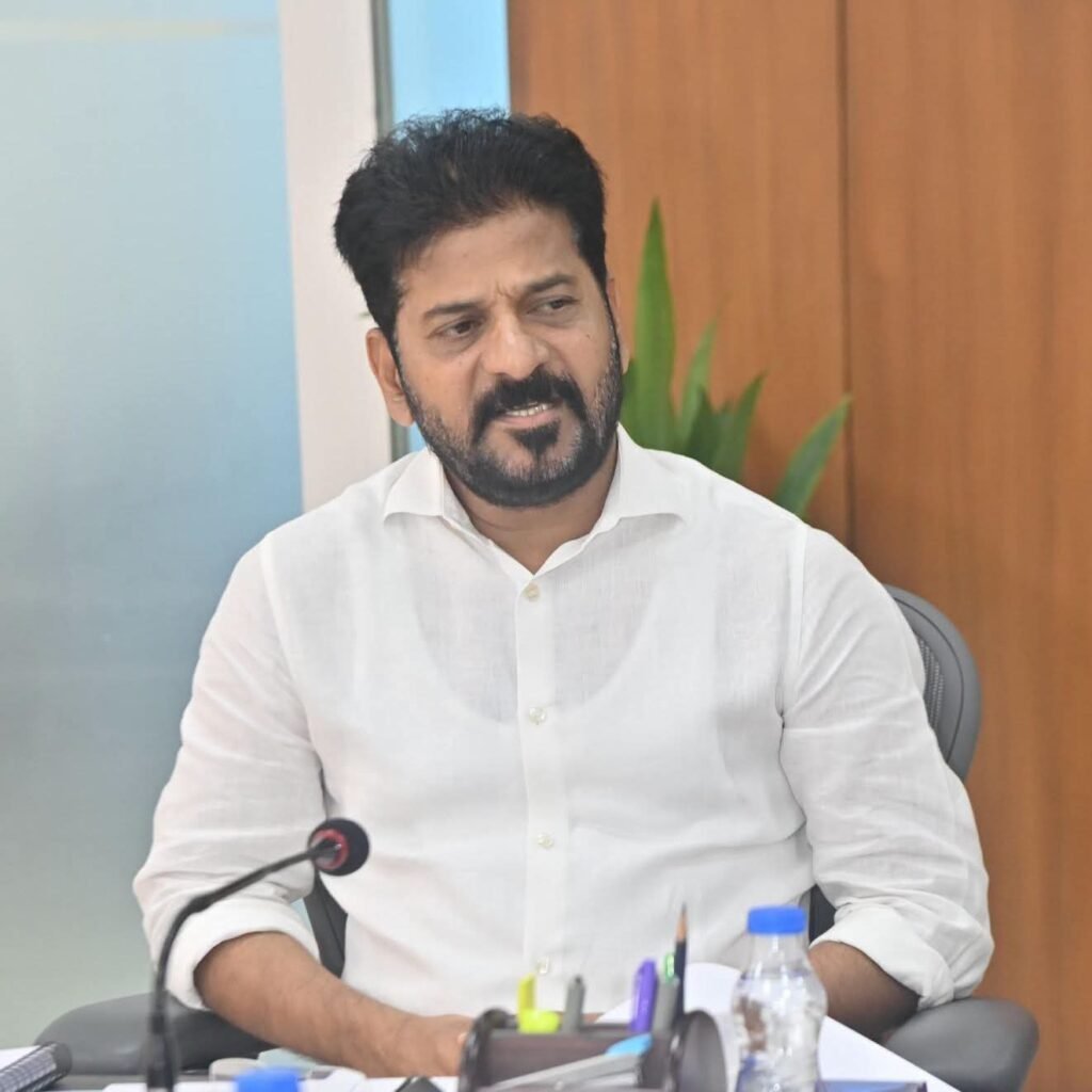 దివంగత ఉద్యమకారులు లింగాల కేదారి దంపతుల కుటుంబానికి రూ. 10 లక్షల సీఎంఆర్‌ఎఫ్ సాయం: సీఎం రేవంత్ రెడ్డి ఆదేశం