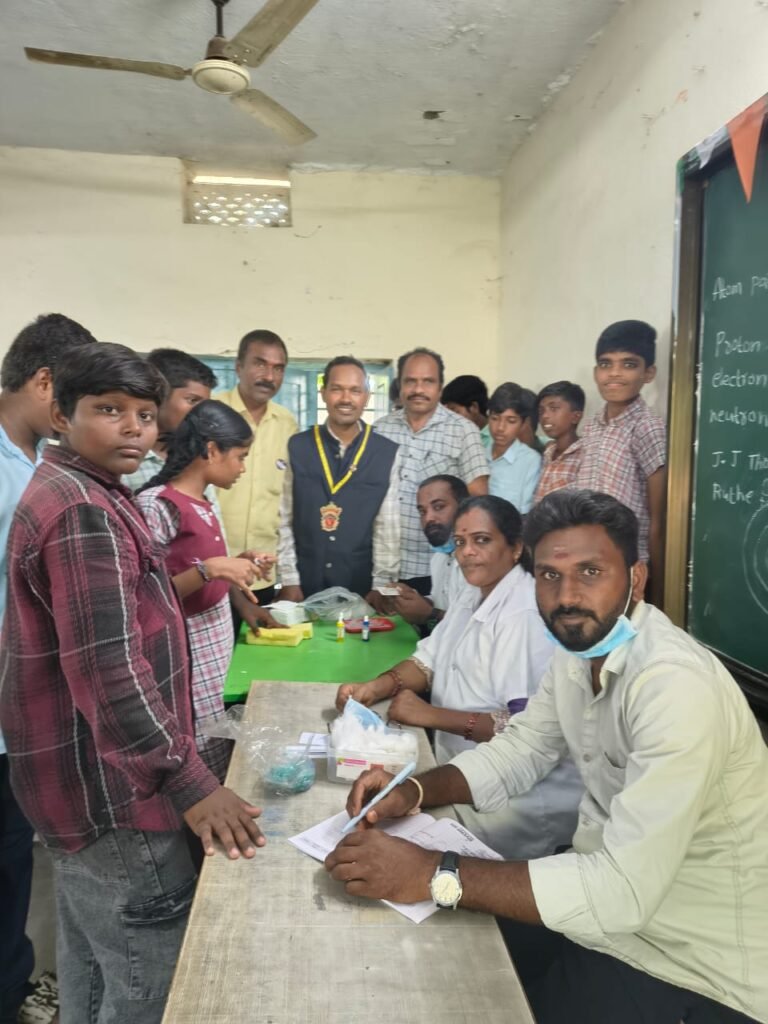వాసవి క్లబ్ వికేఎస్పీ ఆధ్వర్యంలో ఉచిత రక్త నిర్ధారణ శిబిరం