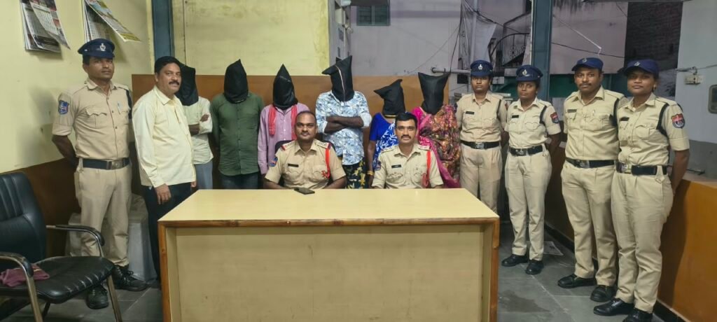 24 గంటల్లో తనుగుల హత్య కేసును ఛేదించిన జమ్మికుంట పోలీసులు:  ఆరుగురు నిదితుల అరెస్ట్