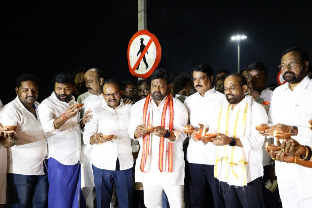 ప్రధాని మోదీ ఆయురారోగ్యాల కోసం విజయవాడలో ‘ఆశీర్వాద దీపోత్సవం’: పాల్గొన్న మంత్రి సత్యకుమార్‌, ఎమ్మెల్యే సుజనా చౌదరి