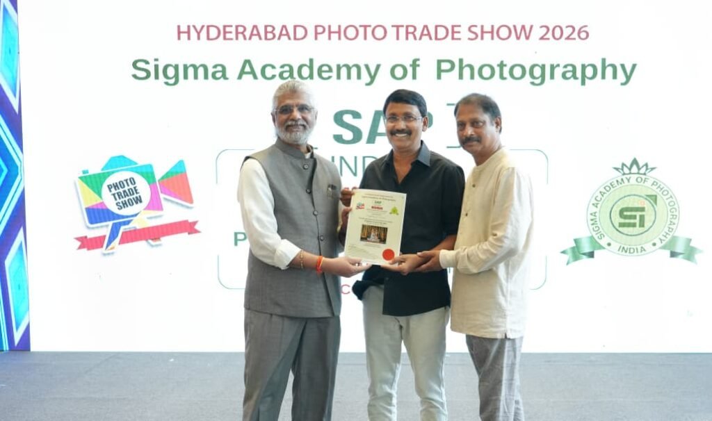 జమ్మికుంట ఫోటోగ్రాఫర్ విజయగిరి రాంబాబుకు జాతీయ స్థాయి పురస్కారం